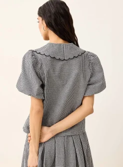 Peter Pan collar balloon-sleeve seersucker blouse