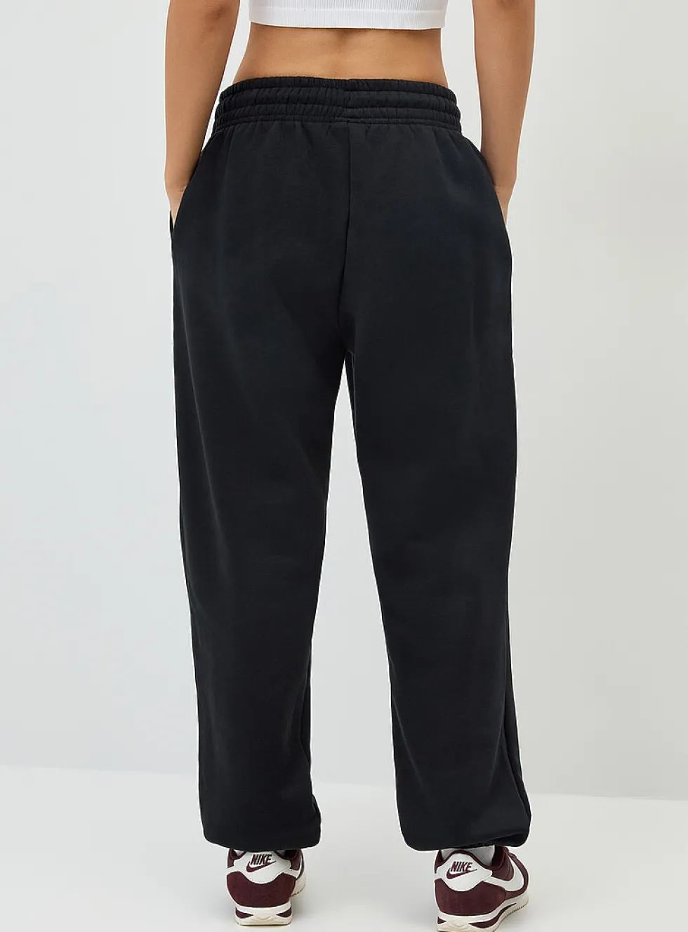 Phoenix loose jogger