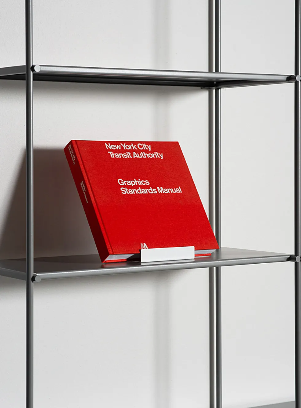 Pilier steel bookend