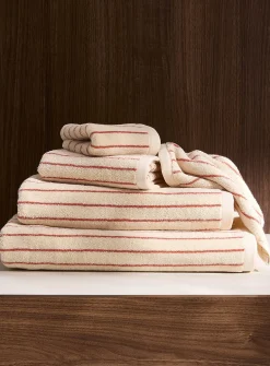 Pinstriped organic cotton towels