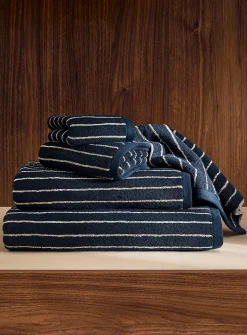 Pinstriped organic cotton towels