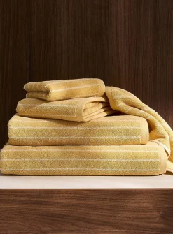 Pinstriped organic cotton towels