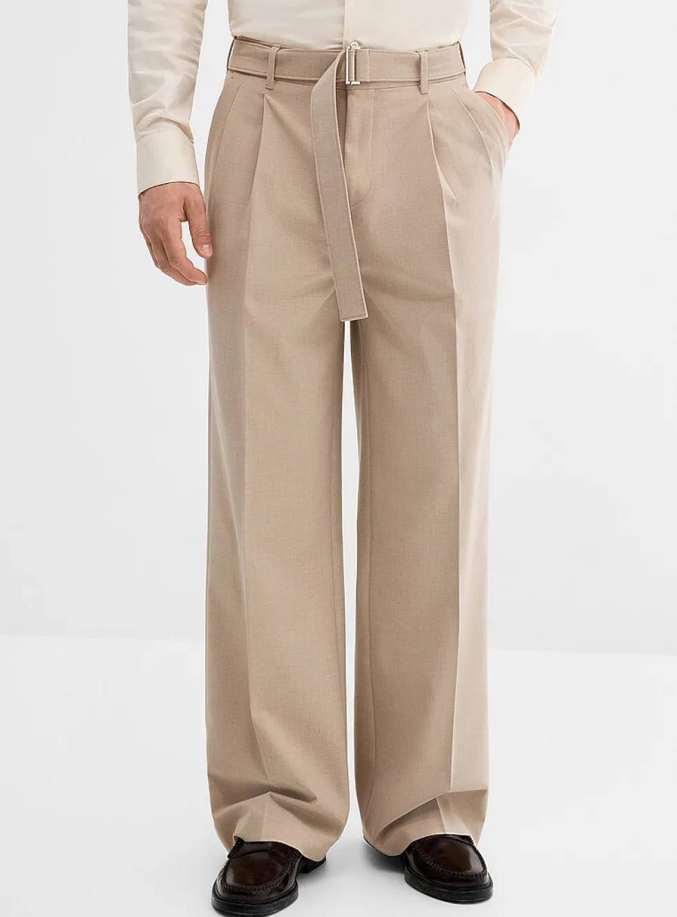 Pleated belted pant