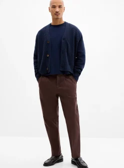 Pleated chinos