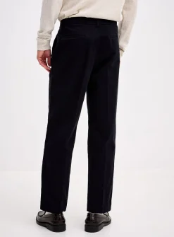 Pleated chinos