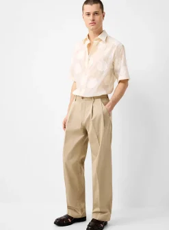 Pleated chinos