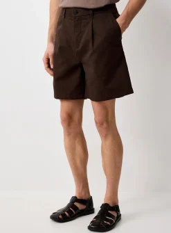 Pleated cotton-linen short