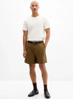 Pleated cotton-linen short