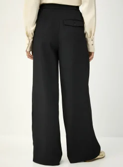 Pleated piqué wide-leg pant