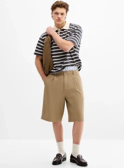 Pleated soft twill Bermudas