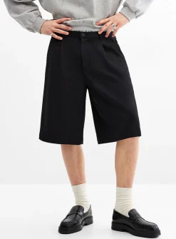 Pleated soft twill Bermudas