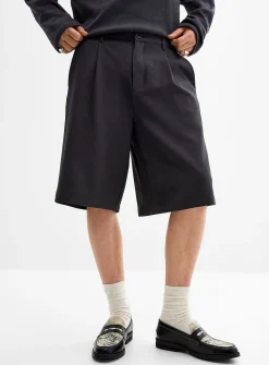 Pleated soft twill Bermudas