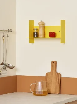 Pli folded steel wall-mounted shelf unit