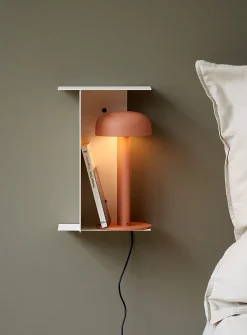 Pli folded steel wall-mounted shelf unit