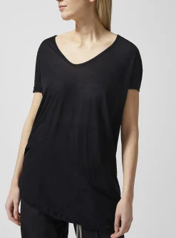 Plunging V-neck long T-shirt