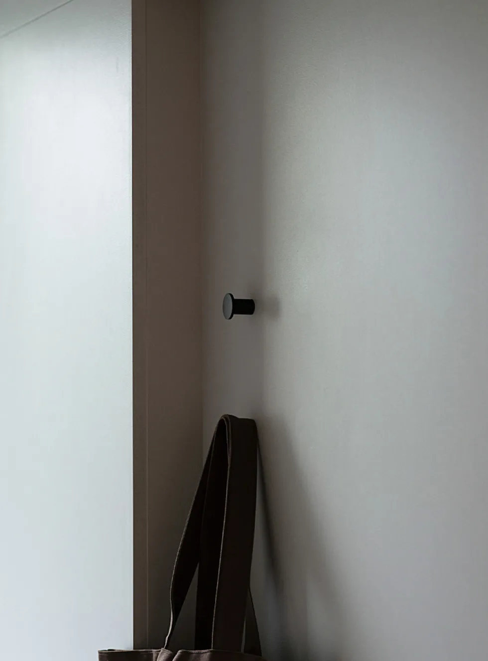 Point steel wall hooks