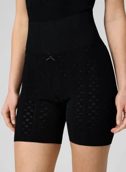 Pointelle knit fitted short