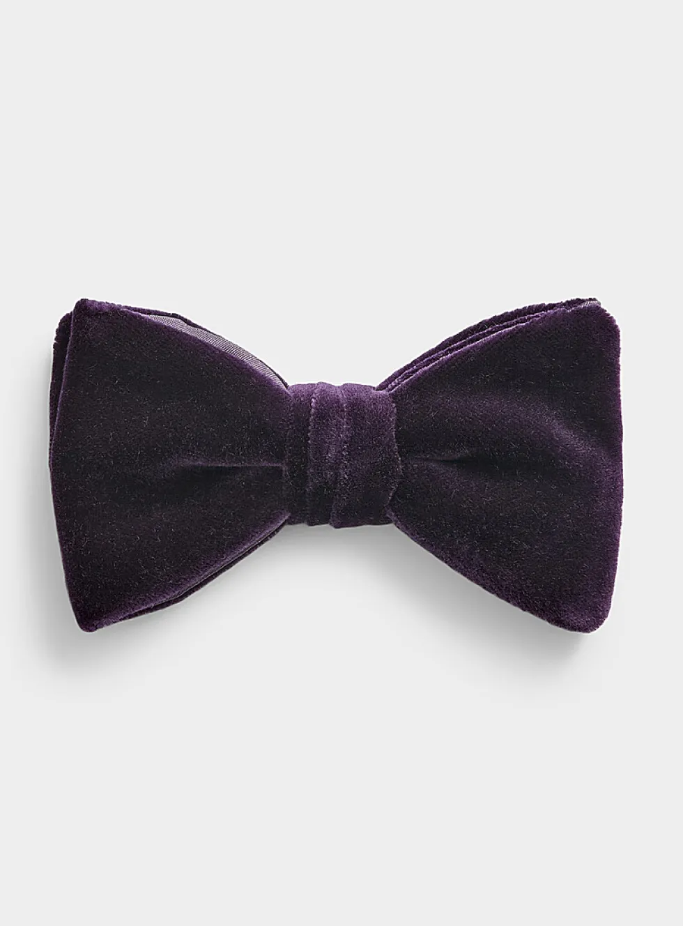 Pontoglio velvet bow tie