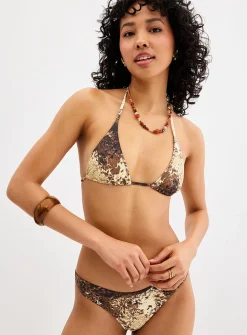 Pony-print triangle top