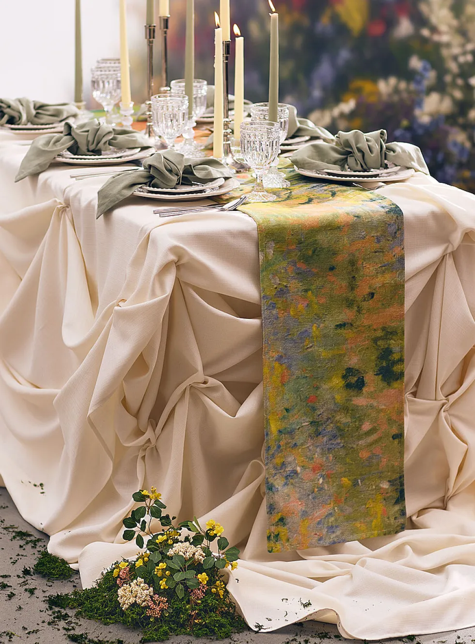 Poppy fields linen-blend table runner