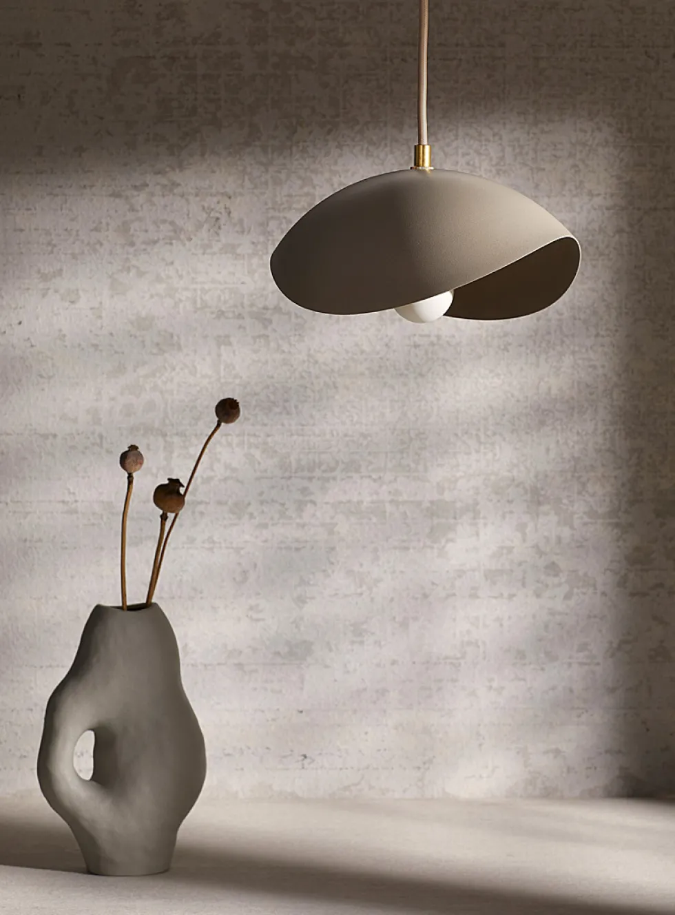 Poppy hanging lamp