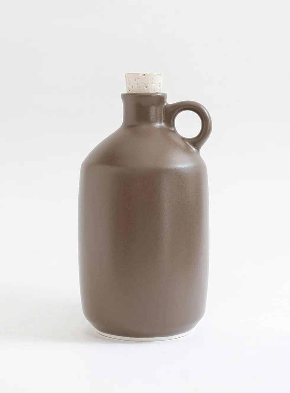 Porcelain maple syrup jar
