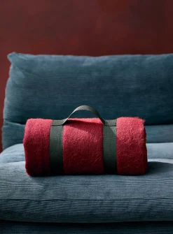 Powdery tone faux-mohair throw