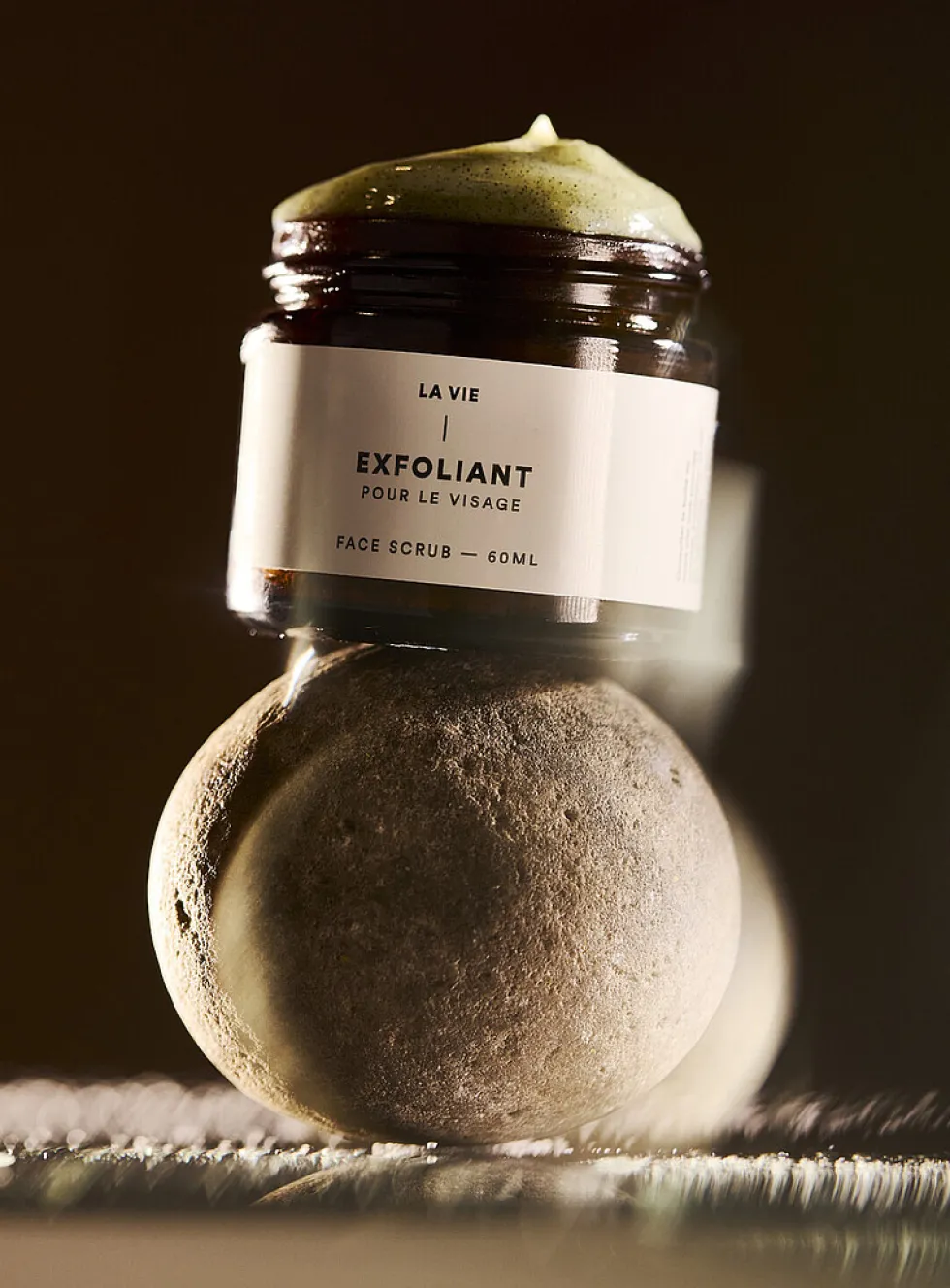 Precious oil-based face scrub