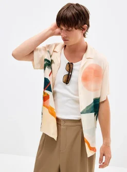 Printed camp shirt