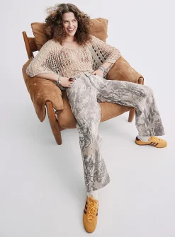 Printed low-rise baggy jean