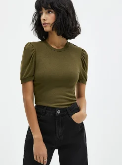 Puff-sleeve supple knit T-shirt
