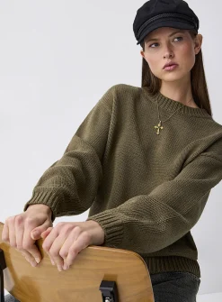 Puff-sleeve thick knit sweater