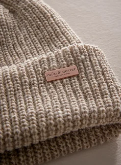 Pure Canadian wool ribbed tuque