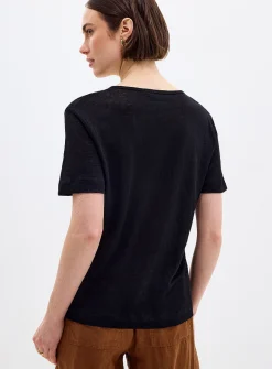 Pure linen V-neck T-shirt