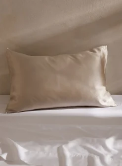 Pure silk pillowcase