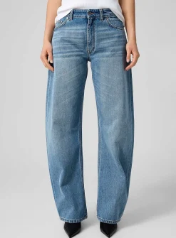 PURE.TECH curved-leg jean