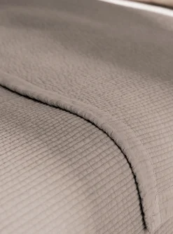 Quilted stripes duvet