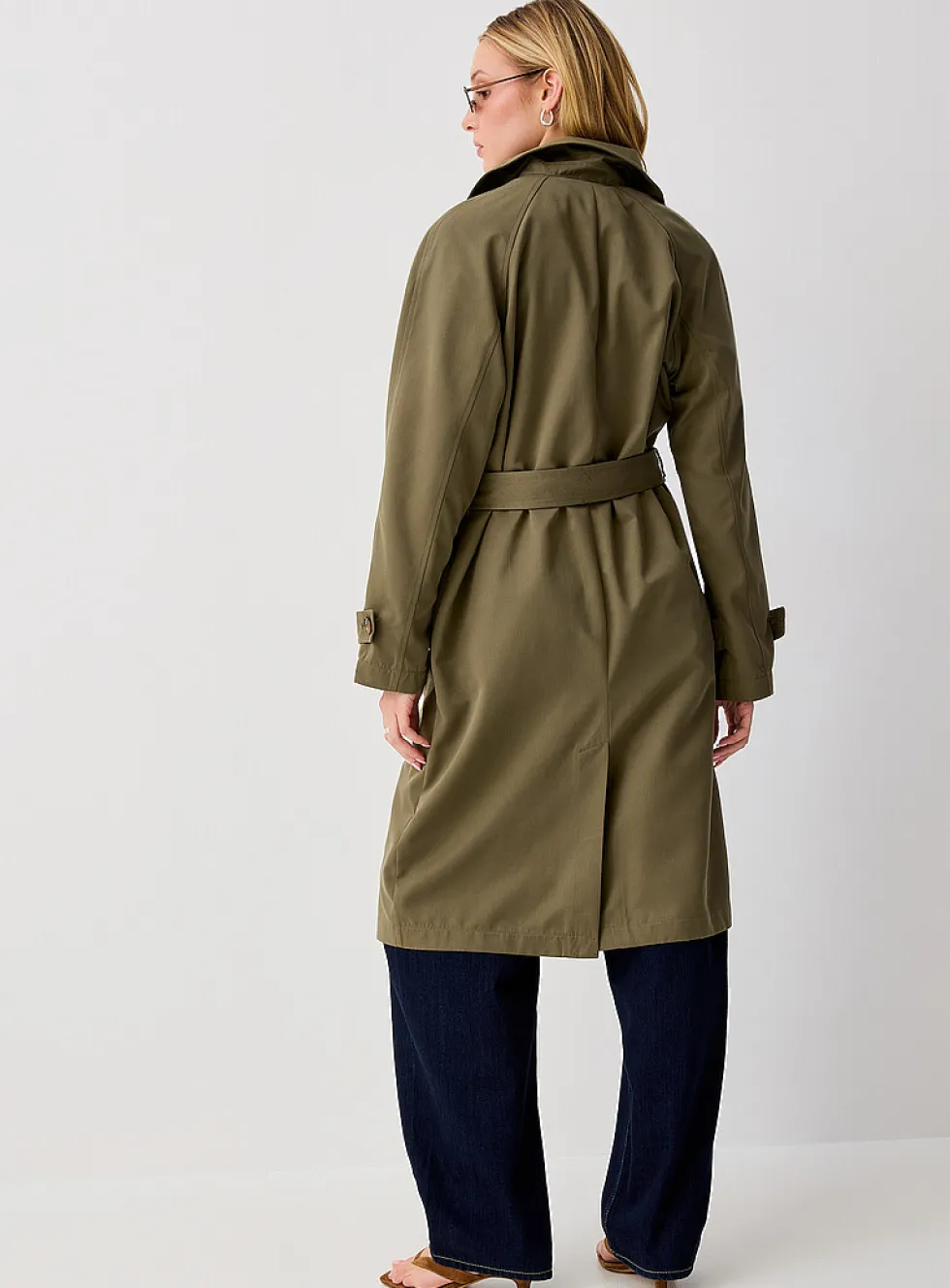 Raglan sleeves long khaki trench