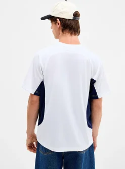 Raglan-sleeve sport T-shirt