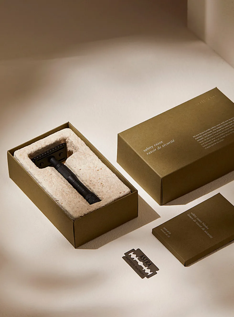 Razor and blades set