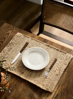 Rectangular cotton-jute blend placemat