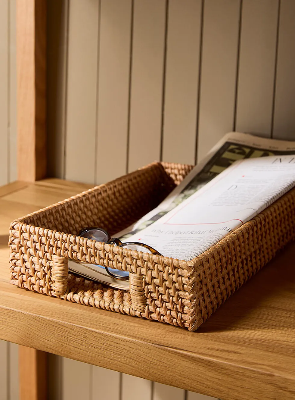 Rectangular rattan tray