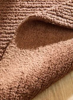 Rectangular reversible bath mat