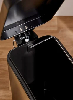 Rectangular soft-close bin