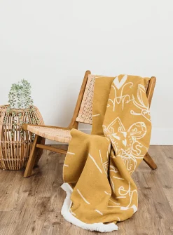 Recycled fibre honey blanket