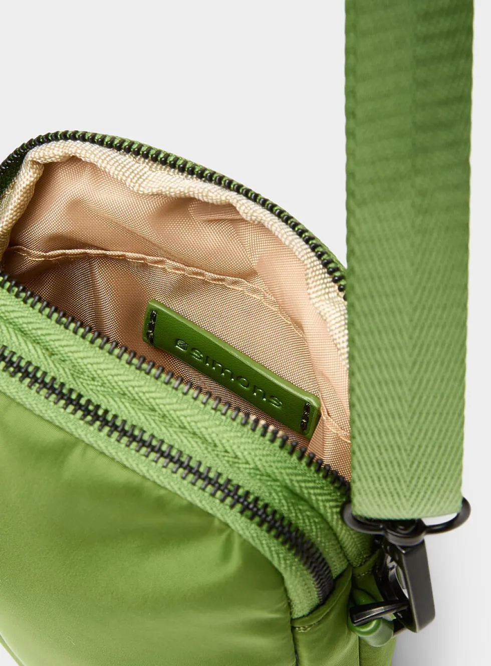 Recycled polyester phone clutch