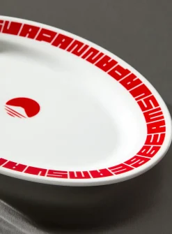 Red rim plate