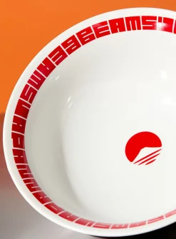Red rim ramen bowl
