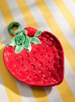 Red strawberry small plate
