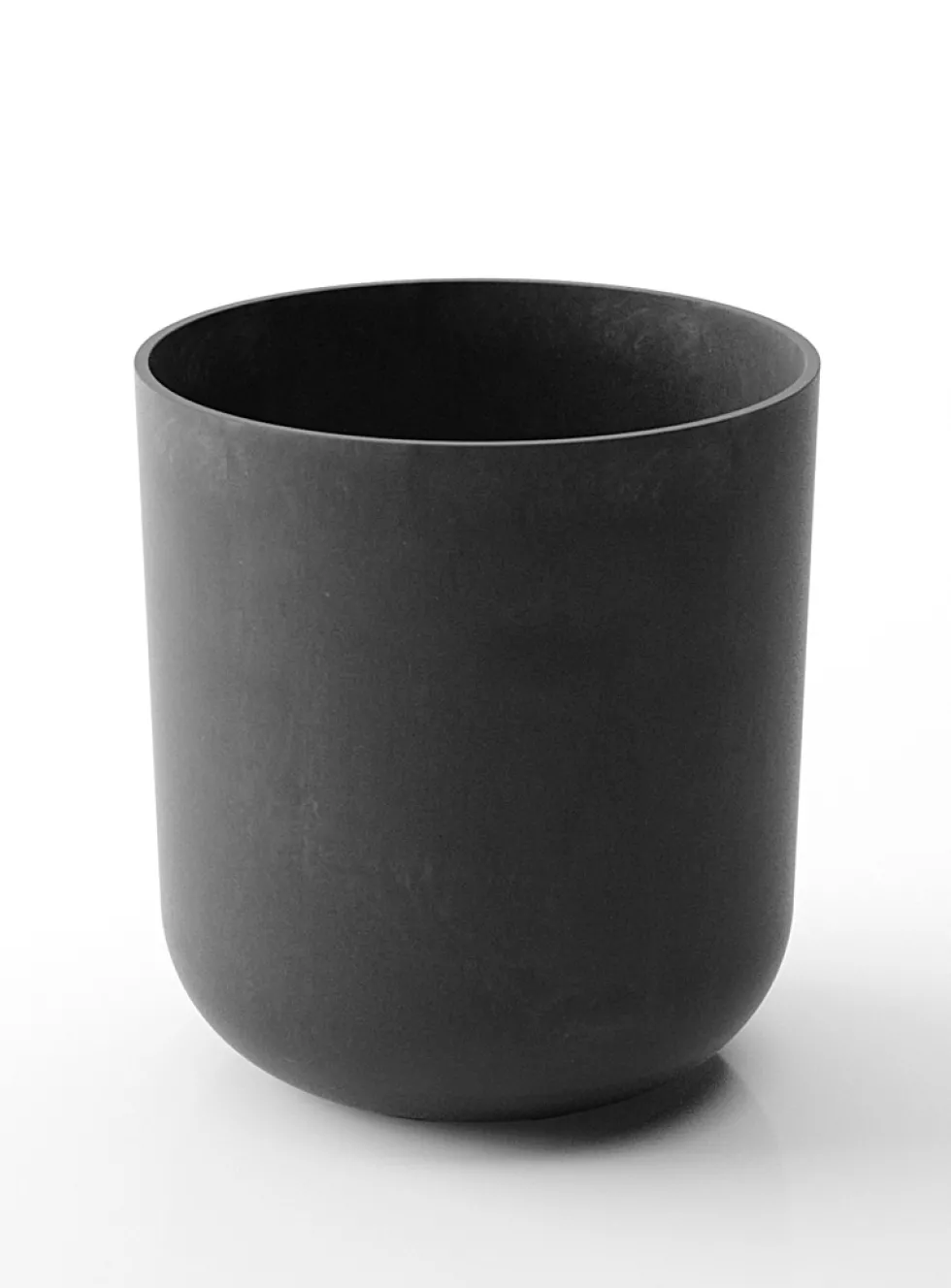 Refined simplicity planter